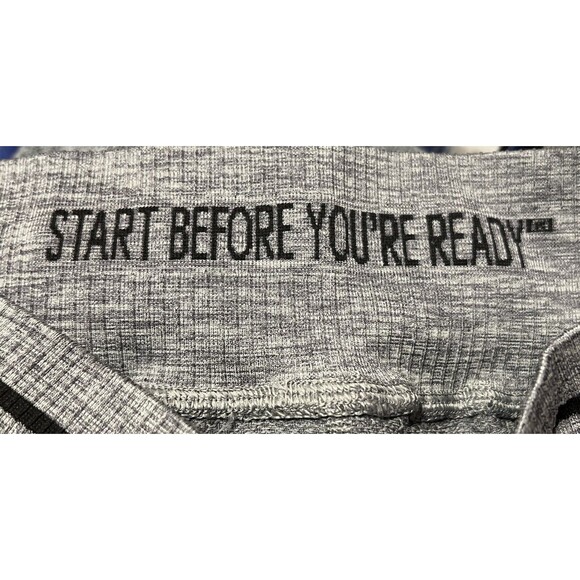 4Laps FourLaps Shorts Women’s Aero Seamless Short 5" Grey Heather M/L  NWT - Picture 4 of 6